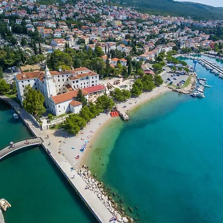 And Rabbit * Crikvenica